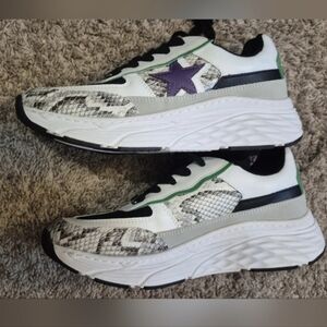 Brand New Steve Madden Womens Francey Bone Snake Shake